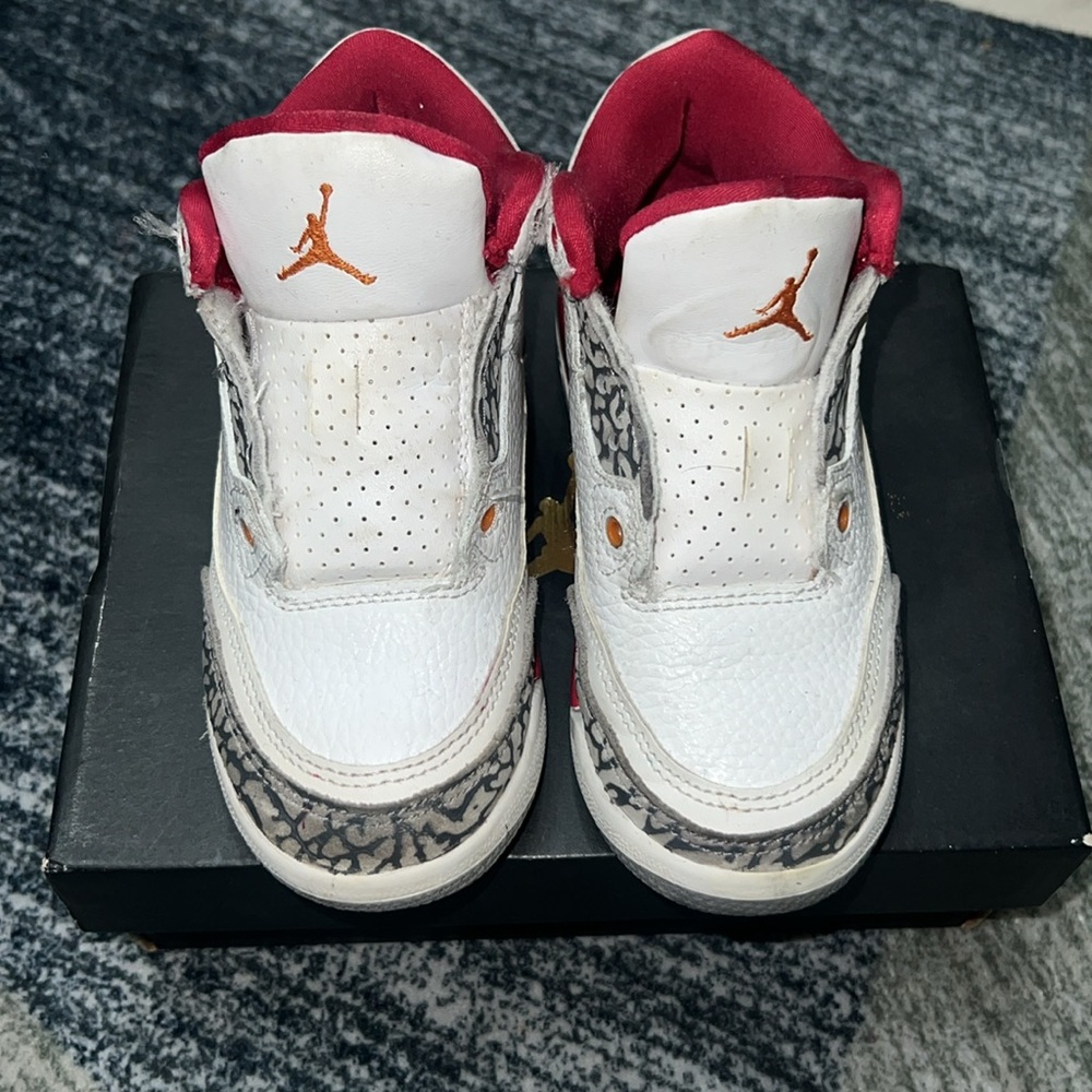 Jordan 3 Retro - Picture 2 of 7